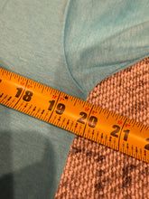 Load image into Gallery viewer, Vintage 1991 Blue Pheasant T-Shirt (M)