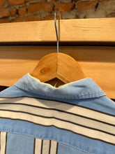 Load image into Gallery viewer, True Vintage Distressed Striped Loop Collar Button Up Shirt (M)