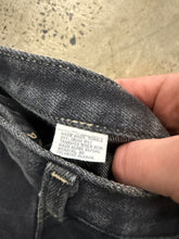 Load image into Gallery viewer, Vintage Early 80s  Levi’s Black Jeans (30x29)
