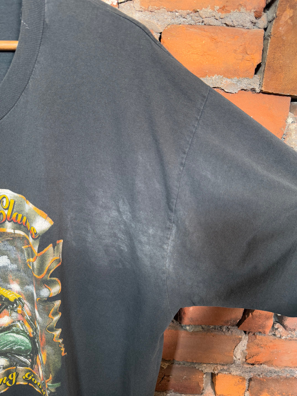 Vintage 2001 Sink Your Claws Into Something Good Bike Week Shirt (XL)