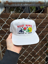 Load image into Gallery viewer, Vintage 1995 Penn State vs Oregon Rosebowl SnapBack
