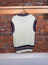 Load image into Gallery viewer, Y2K David Ruba Sweater Vest (XL)

