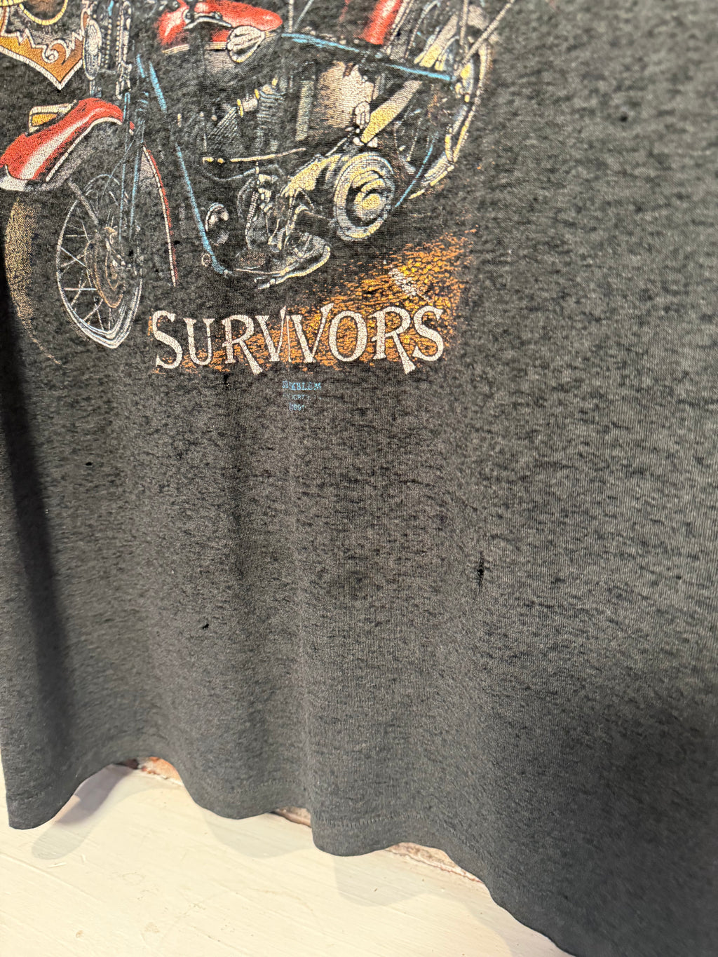Vintage 1991 Harley Davidson 3D Emblem Survivor T-Shirt (XL)