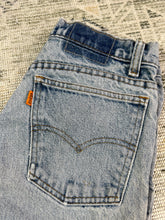 Load image into Gallery viewer, Vintage 80s Faded Levi’s Orange Tab Jeans (Womens 28x31)
