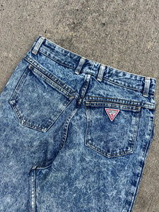 Vintage Women’s Acid Wash Guess Jeans (28x27)