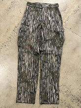 Load image into Gallery viewer, Vintage Spartan RealTree Camo Pants (30x36)
