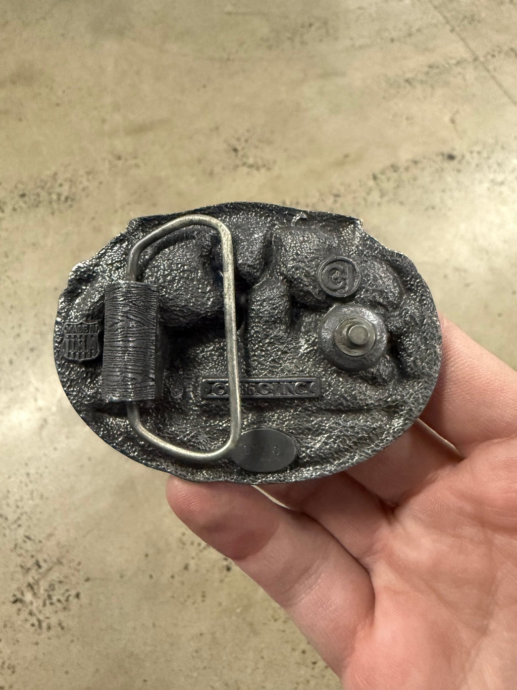 Vintage Bow Hunting Belt Buckle