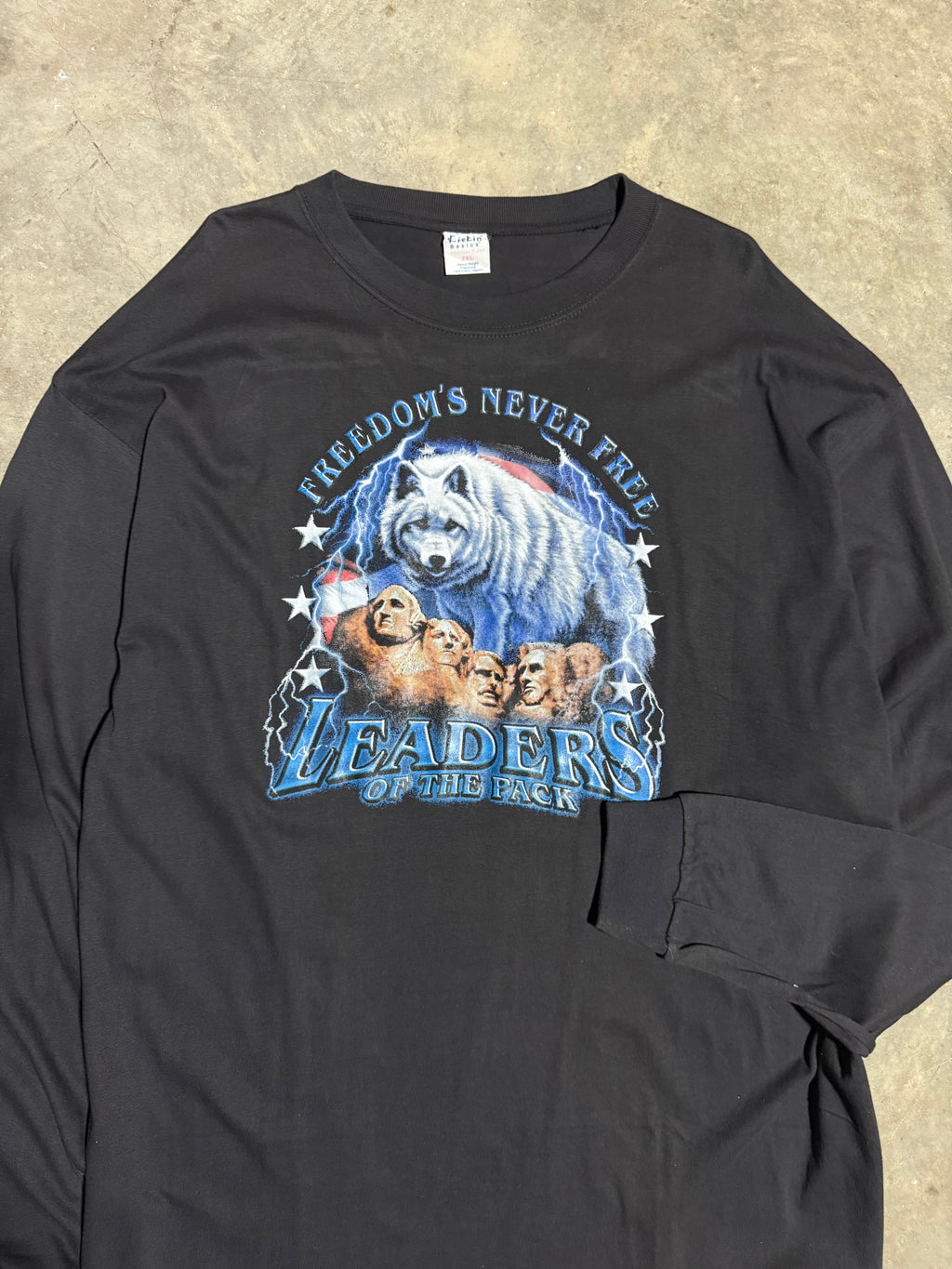 Vintage Leaders of the Pack Wolf Longsleeve (2XL)