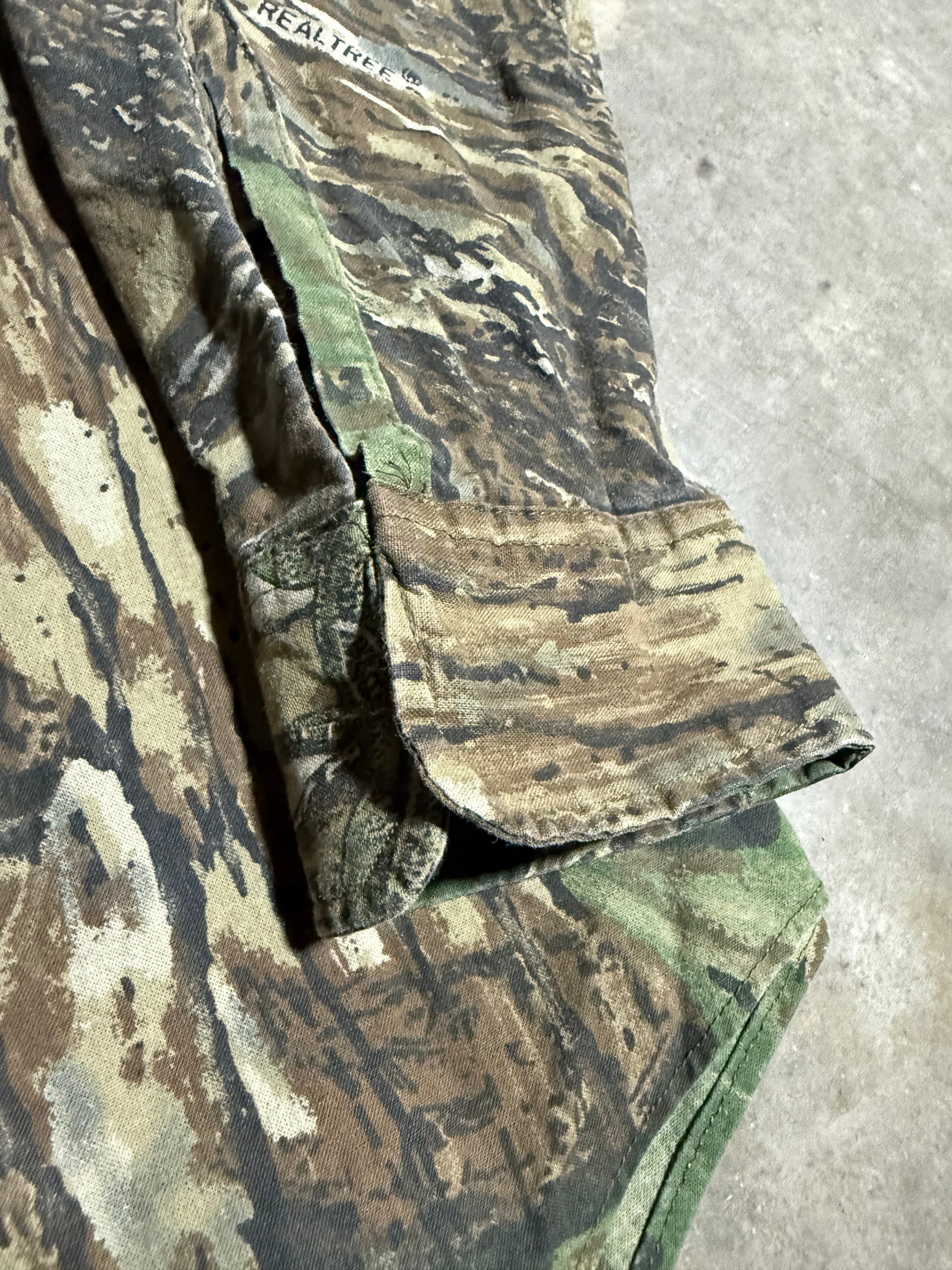 Vintage Sports Afield Camo Button Up Shirt (M)