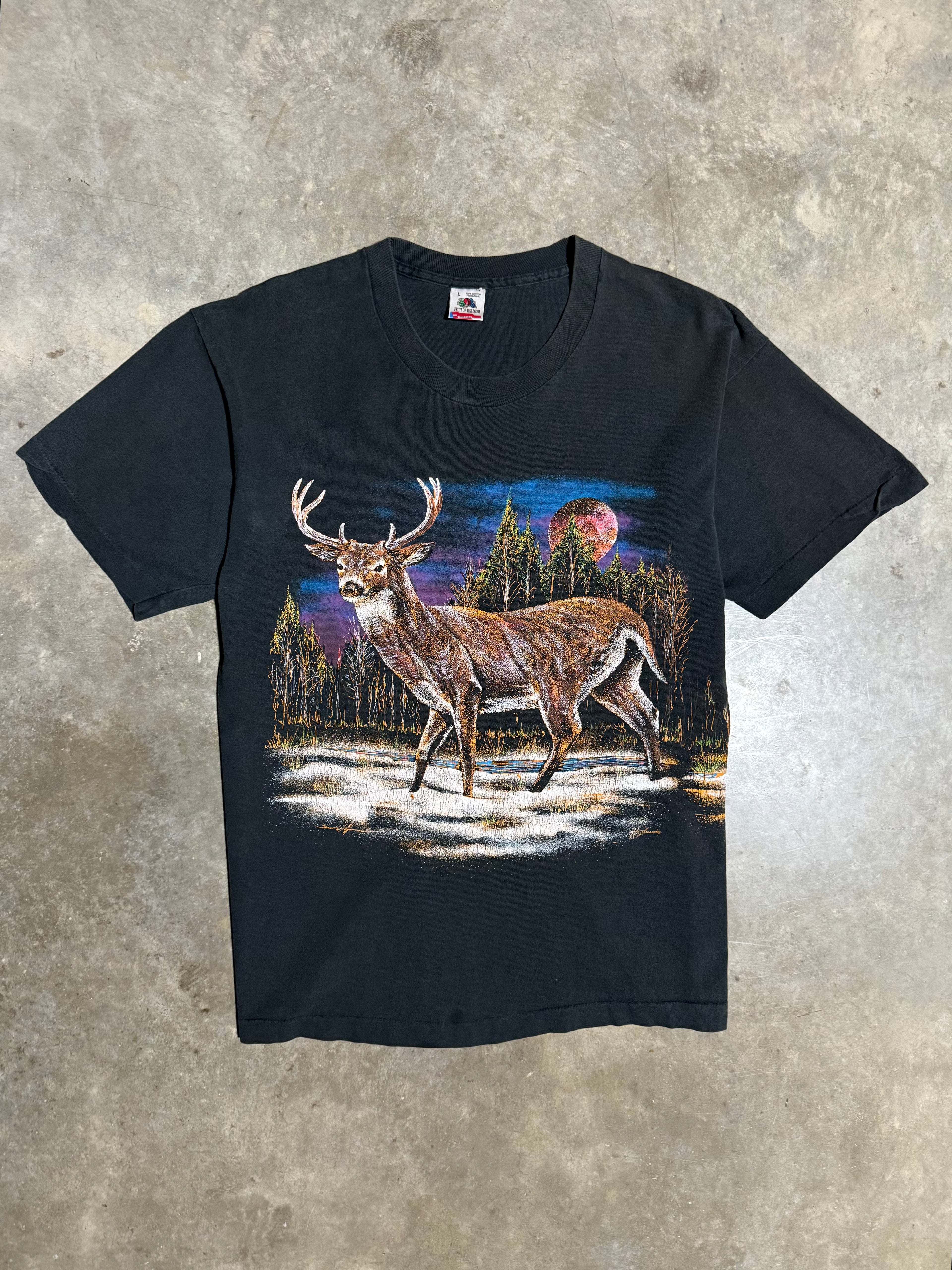 Vintage Early 90s Deer Wrap Around Graphic Tee (L)