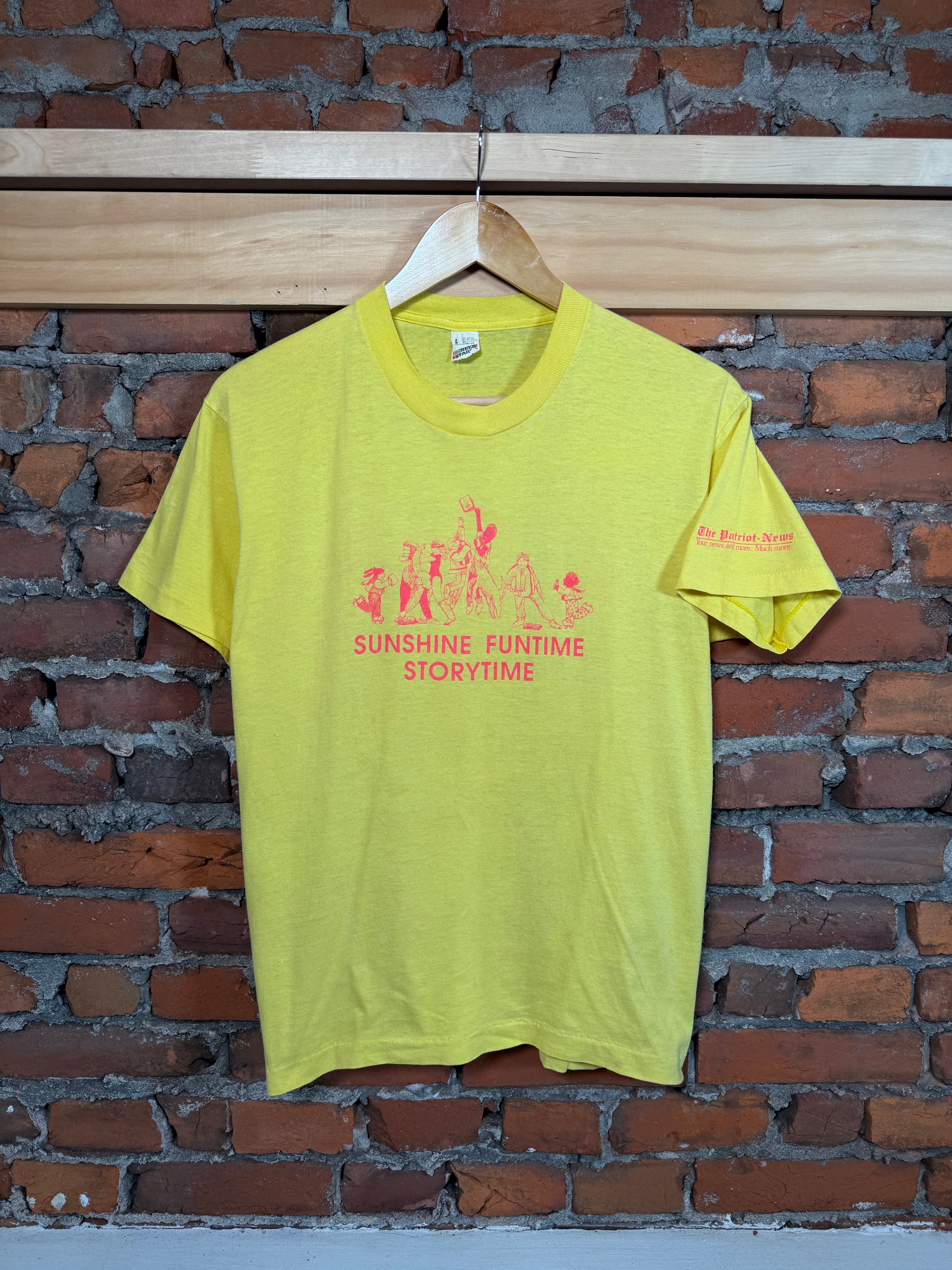Vintage 80s Sunshine Funtime Storytime Shirt (M)
