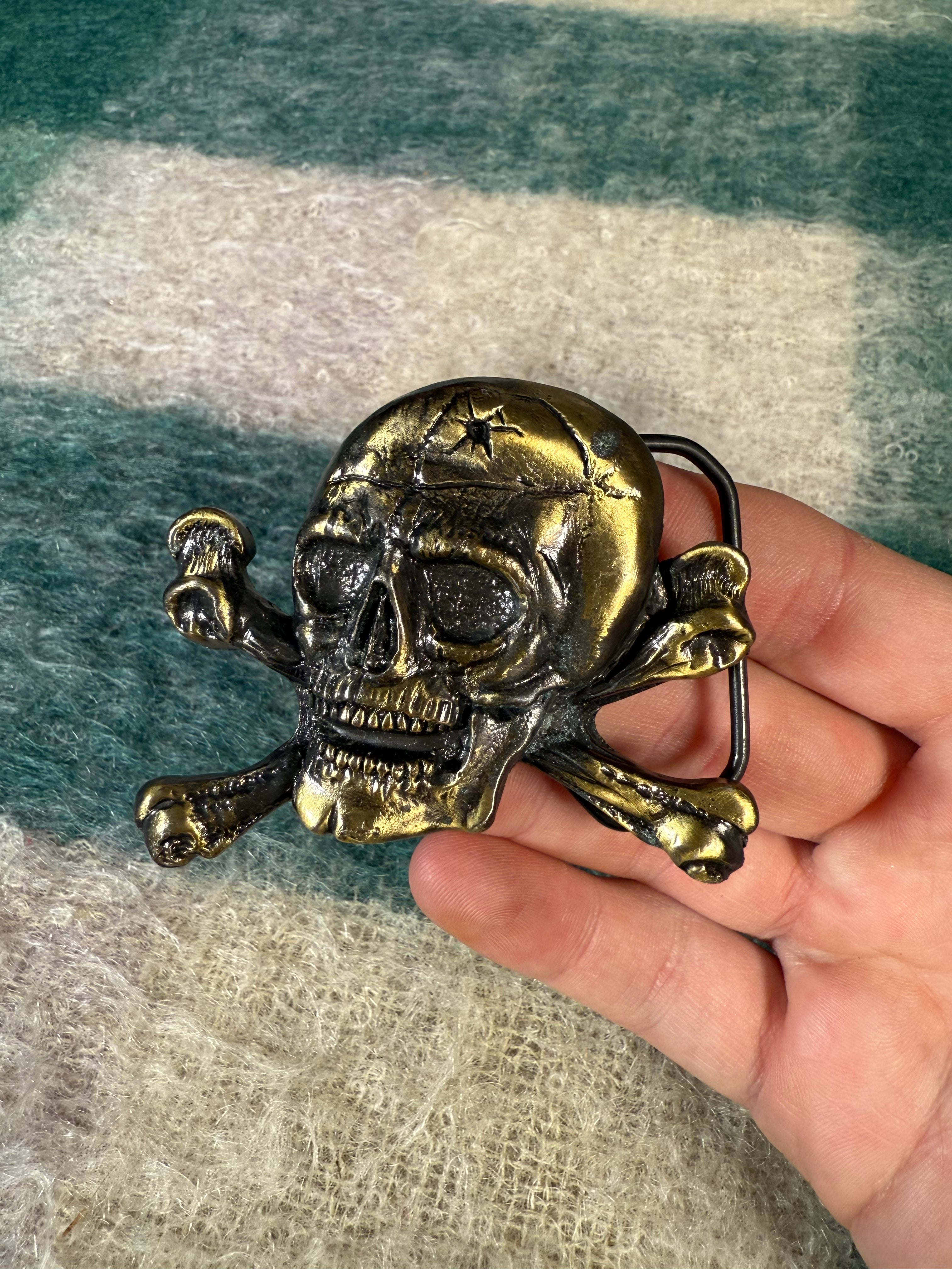Vintage Skull and Cross Bones Belt Buckle