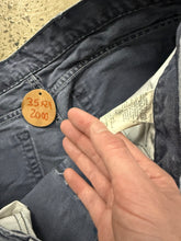 Load image into Gallery viewer, Vintage 2000 Faded Carhartt Pants (35x29)
