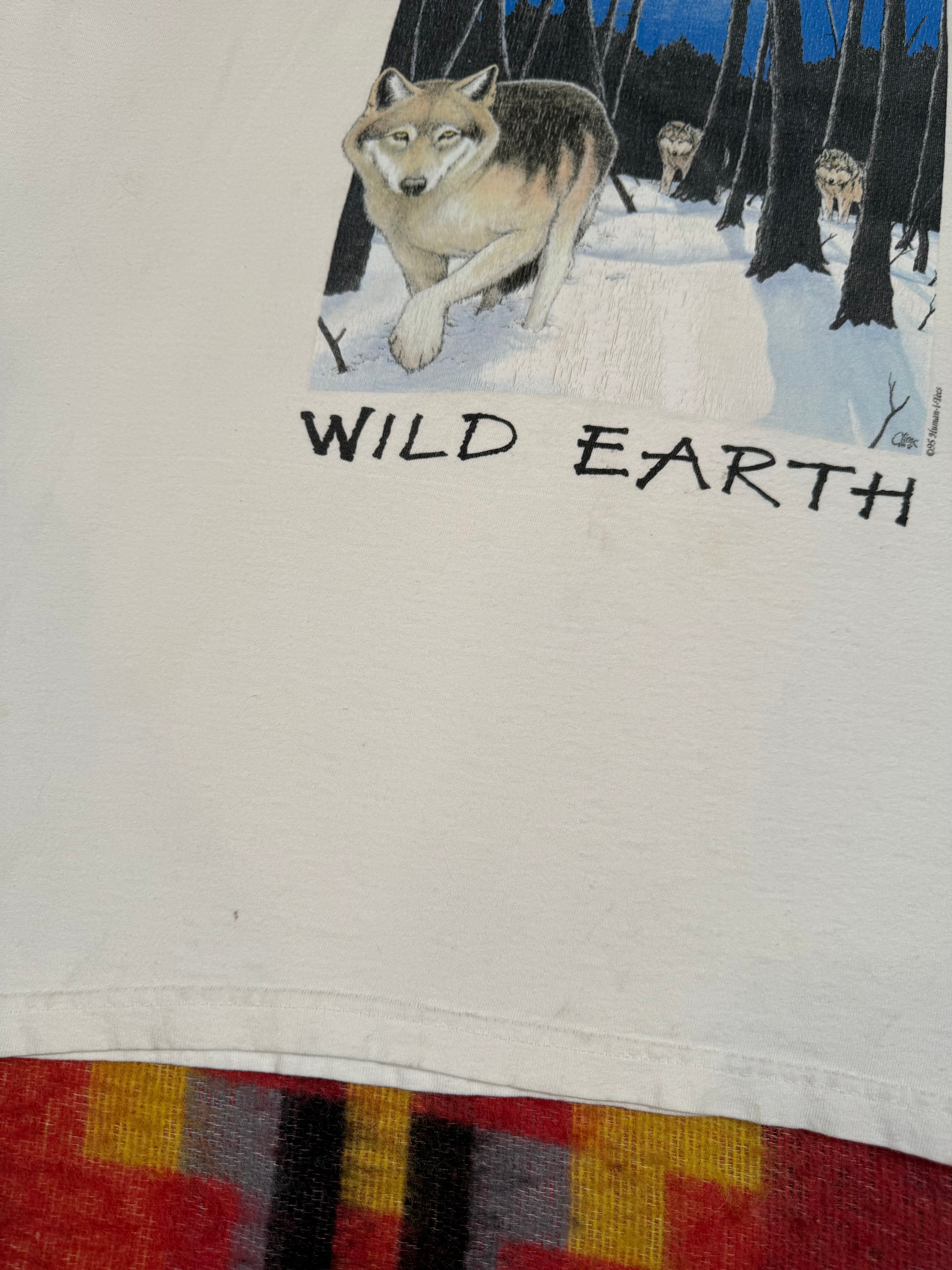 Vintage 90s Wild Earth Wolves Shirt (XL)