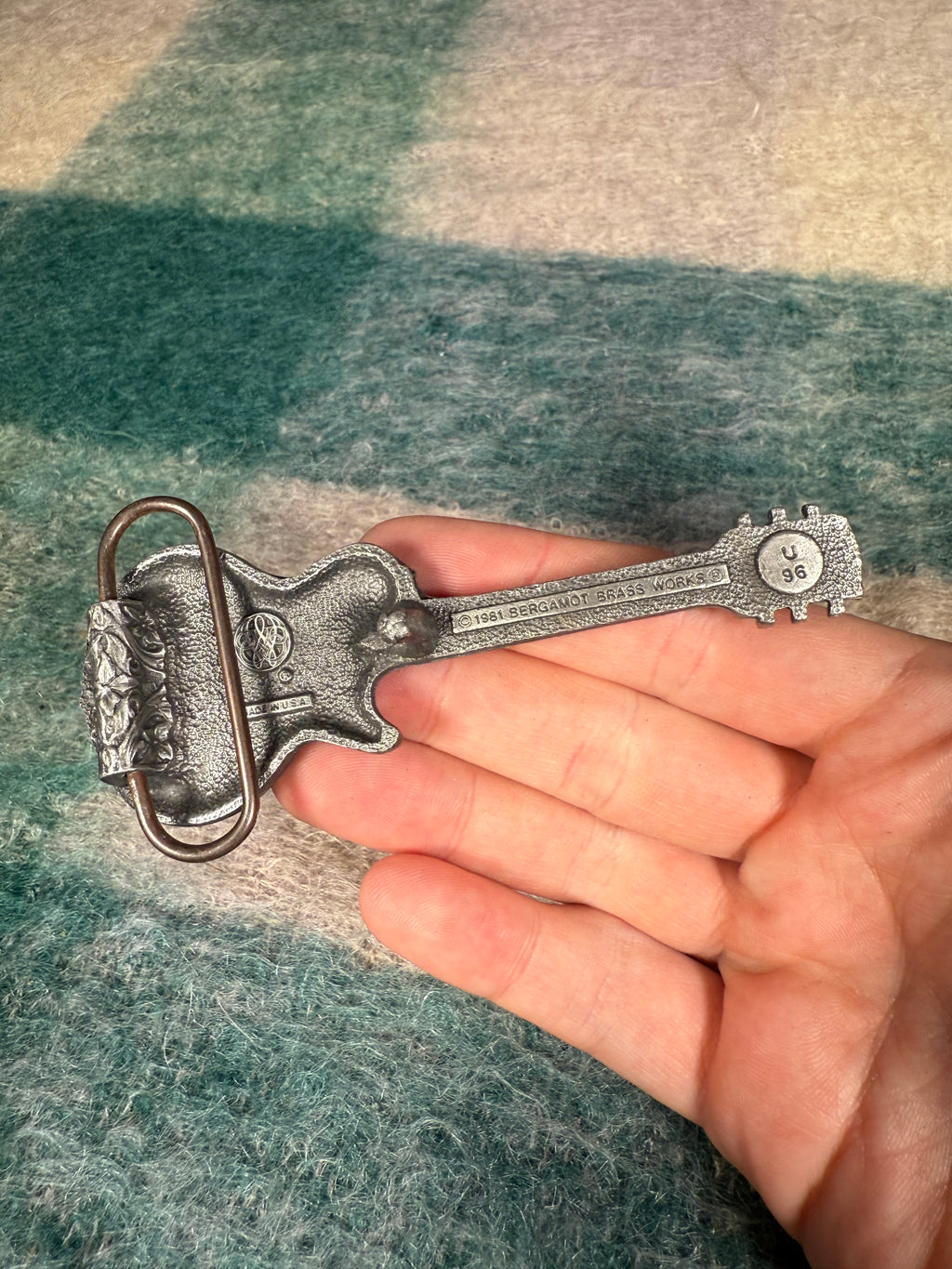 Vintage Gold Guitar Belt Buckle