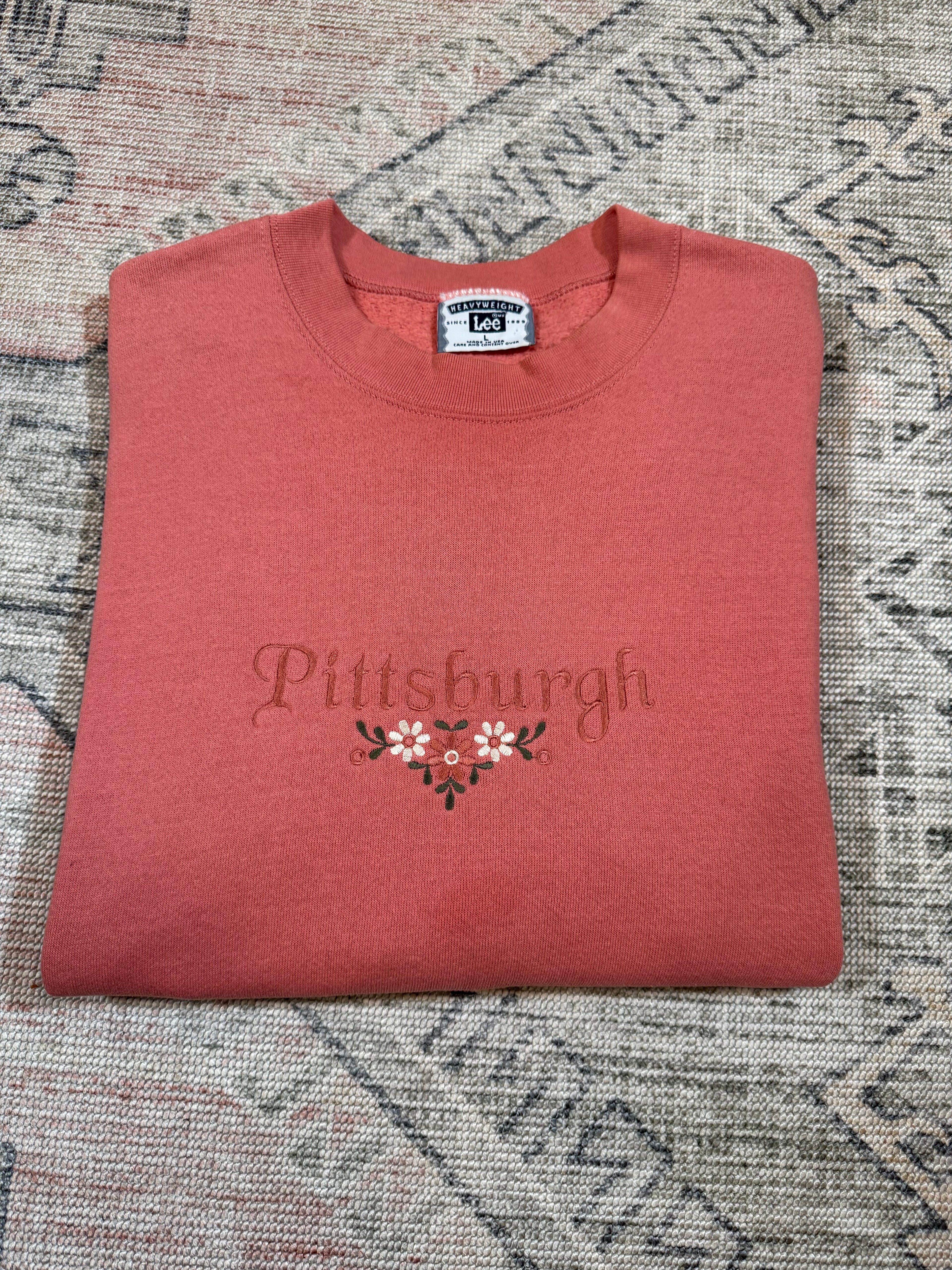 Vintage 90s Pink Pittsburgh Embroidered Crewneck (L)