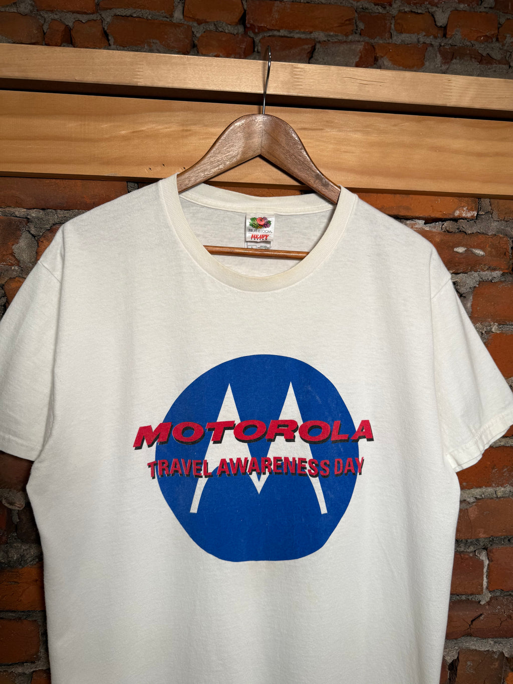 2000s Motorola Travel Awareness Day Shirt (L)