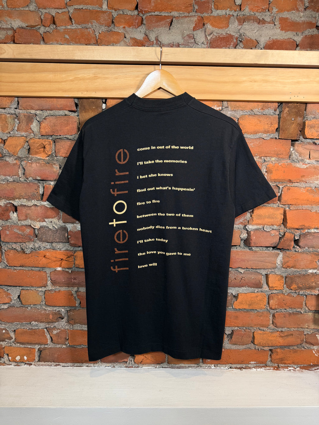 Vintage 90s Tanya Tucker Concert Shirt (L)