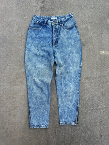 Vintage Women’s Acid Wash Guess Jeans (28x27)