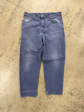 Load image into Gallery viewer, Vintage 2000 Faded Carhartt Pants (35x29)
