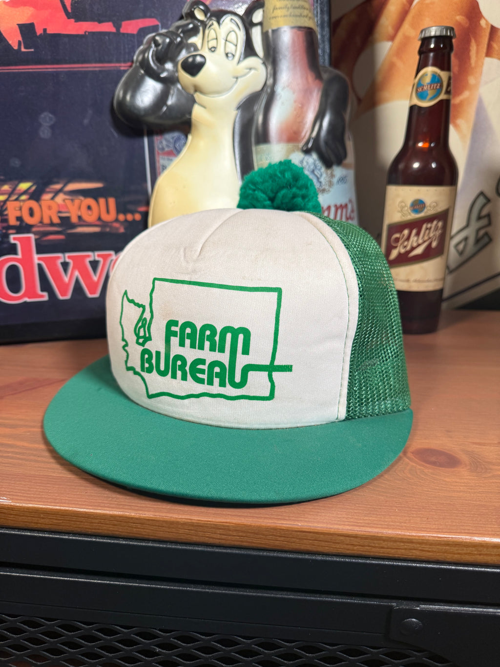 Vintage 80.: Farm Bureau Short Brim Trucker Hat