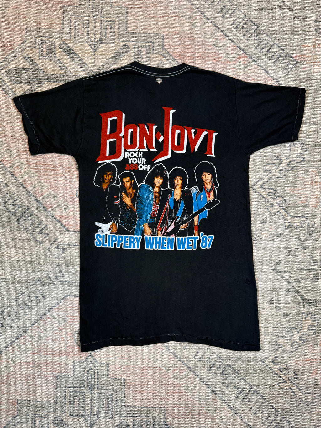 Vintage 1987 Bon Jovi Slippery When Wet Concert Tee (S/M)