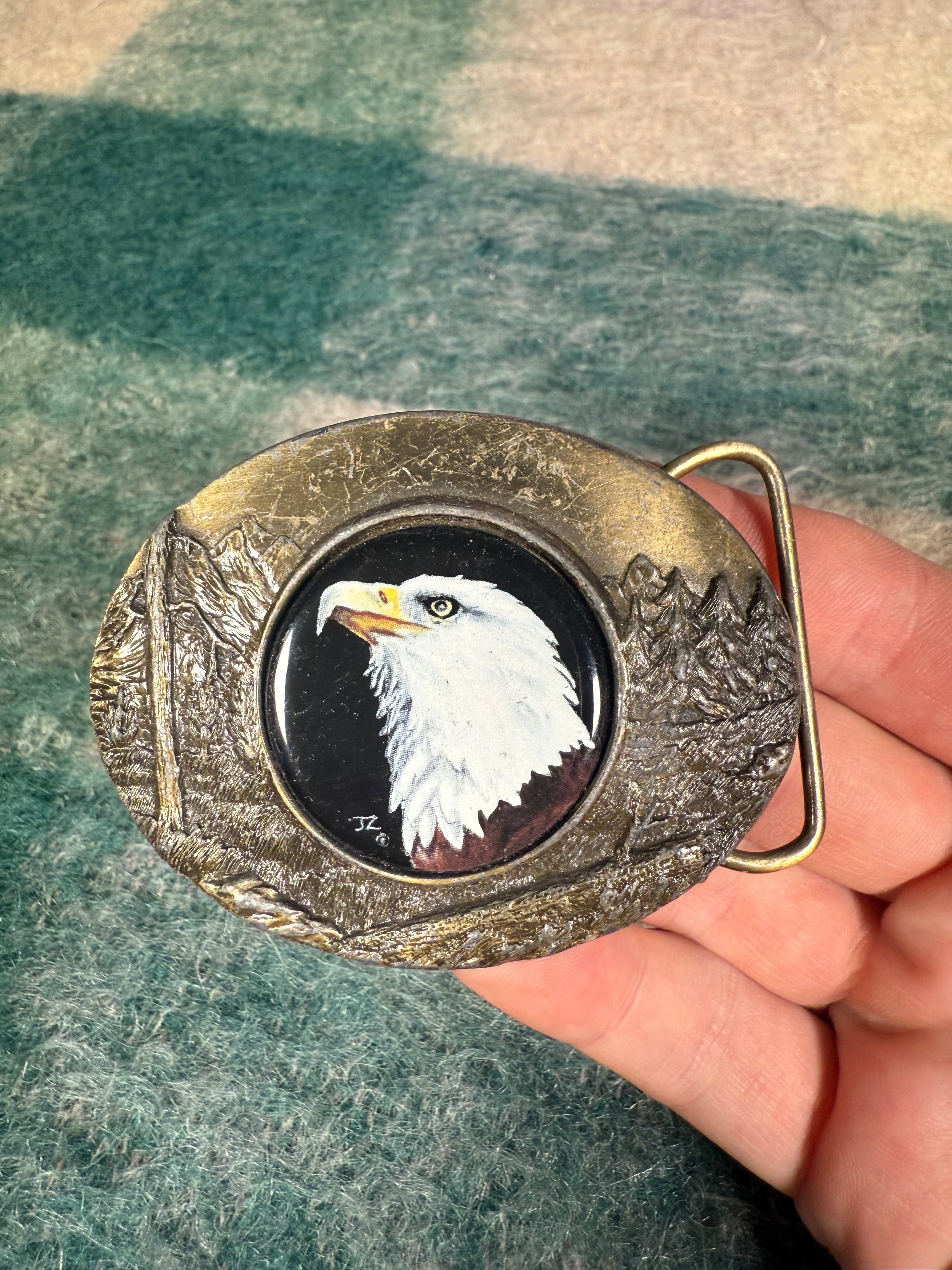 Vintage Bald Eagle Circle Belt Buckle