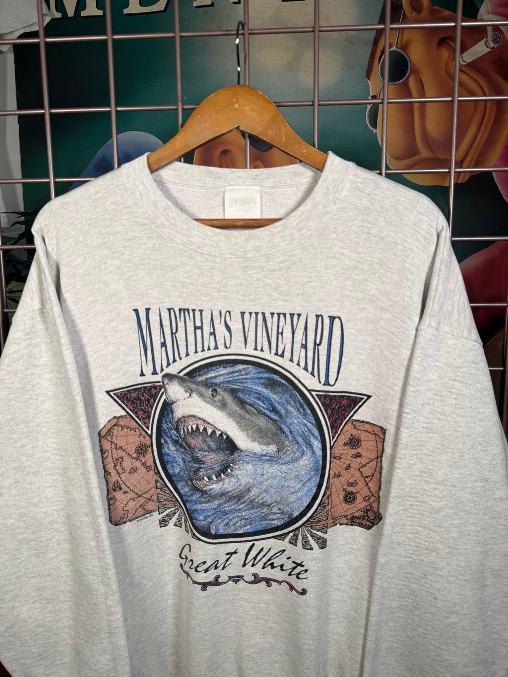 Vintage Martha’s Vineyard Shark Crewneck (L)