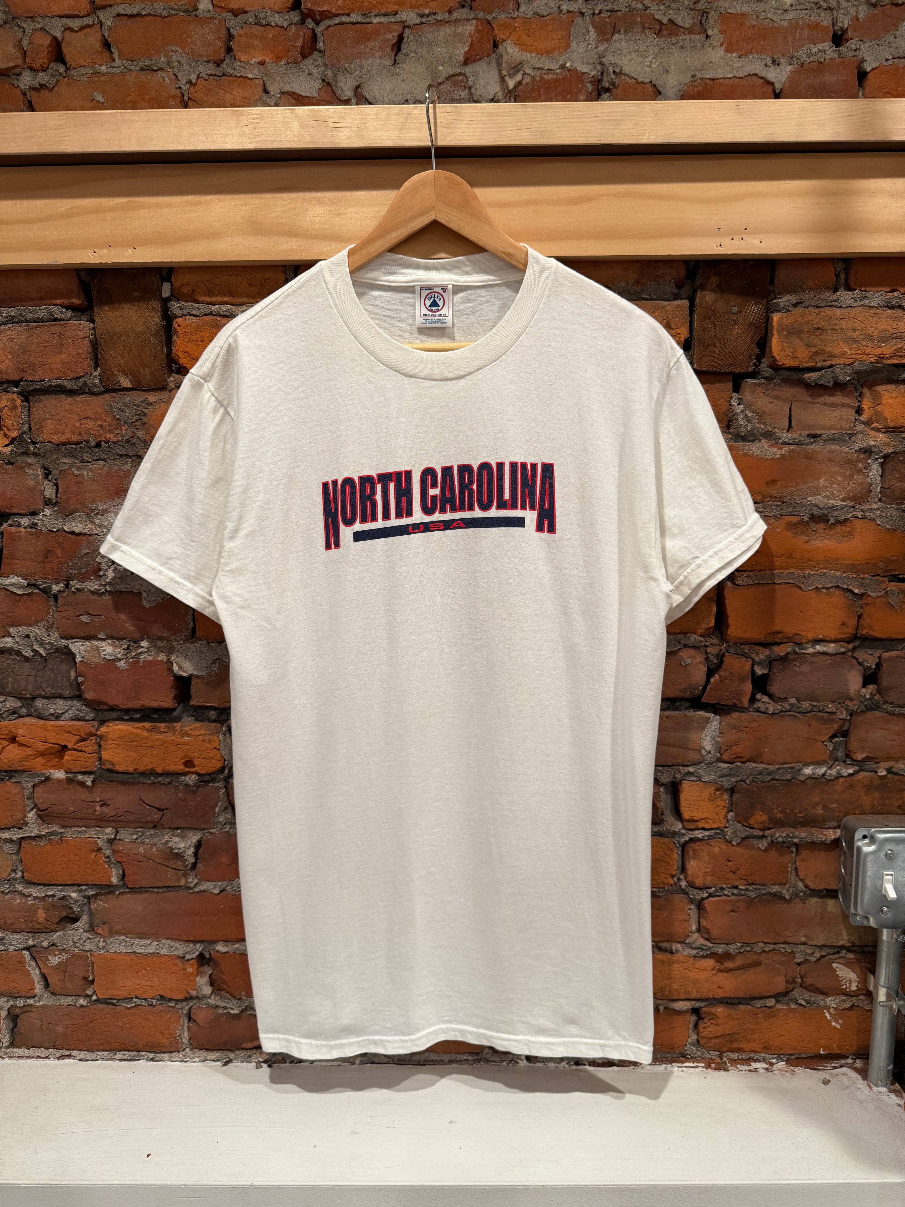 Vintage 90s North Carolina Tee (M/L)