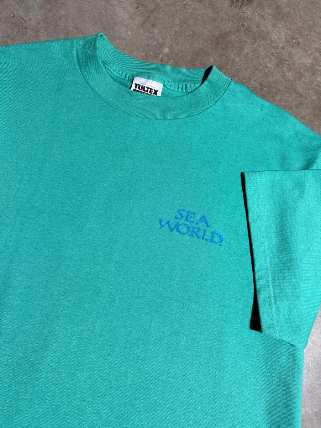 Vintage 90s Sea World Polar Bear Double Sided Shirt (L)