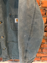 Load image into Gallery viewer, Vintage Distressed Carhartt Blanket Lined Chore Coat (XL)
