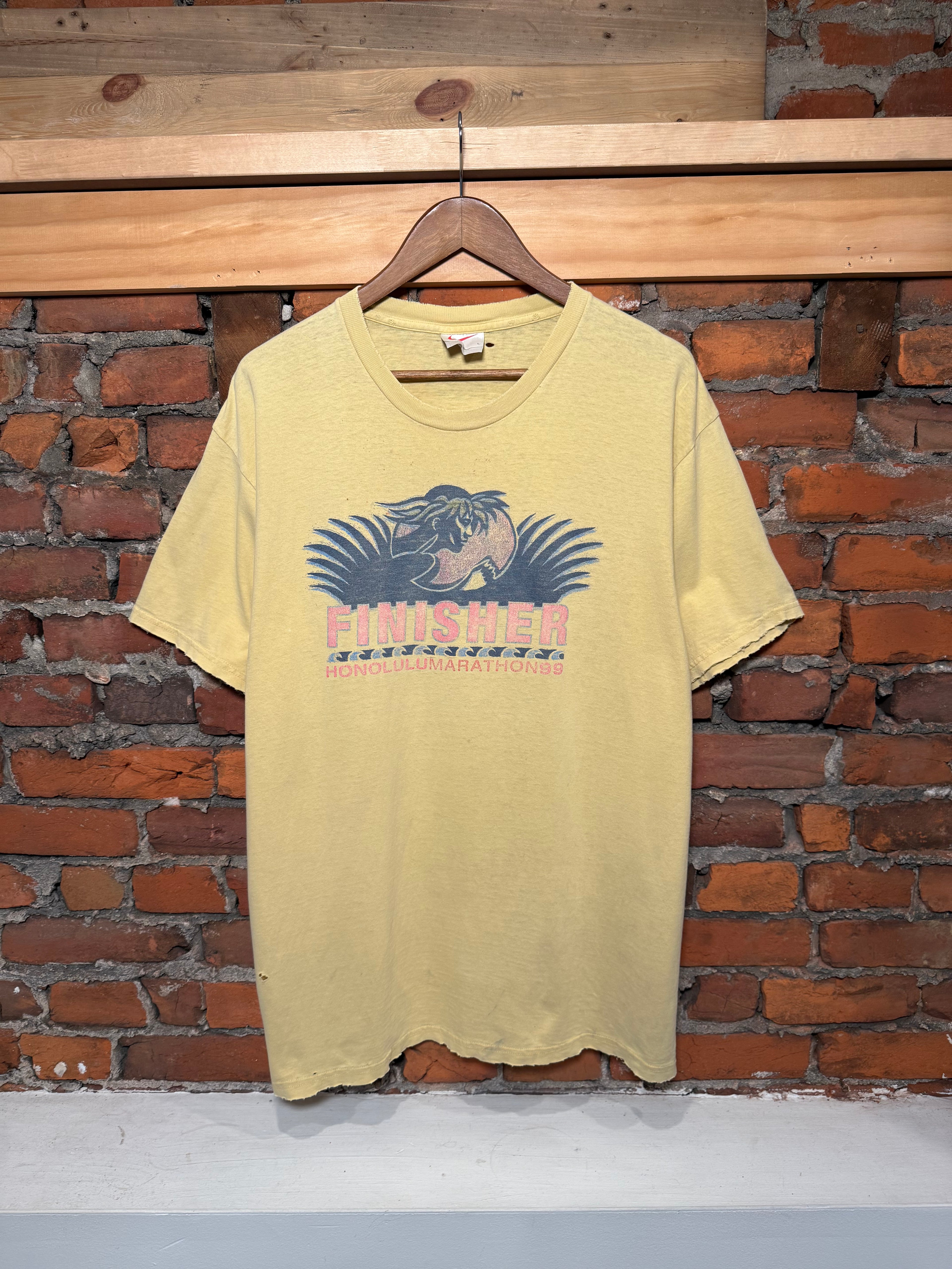 Vintage 90s Distressed Nike Hawaii Marathon T-Shirt (L)