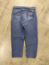 Load image into Gallery viewer, Vintage 2000 Faded Carhartt Pants (35x29)
