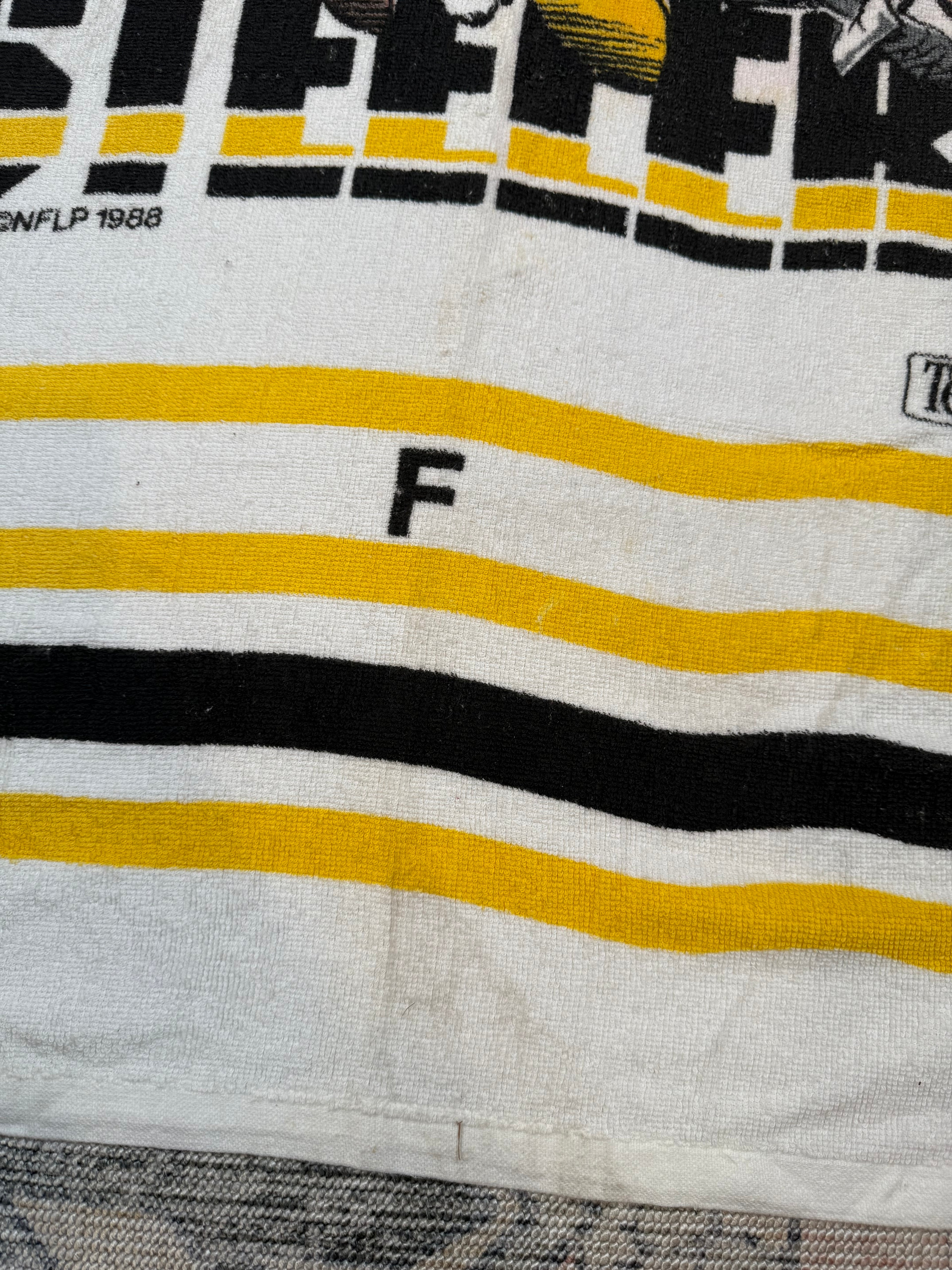 Vintage 1988 Jack Davis Pittsburgh Steelers Towel