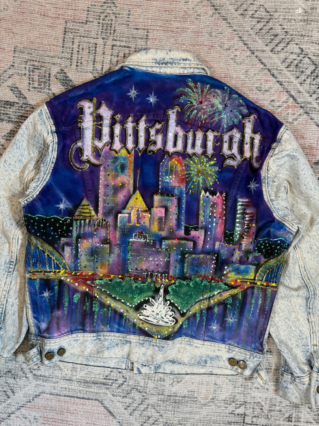 Vintage 1992 Pittsburgh Bedazzled Hand Painted Lee Jean Jacket (M)