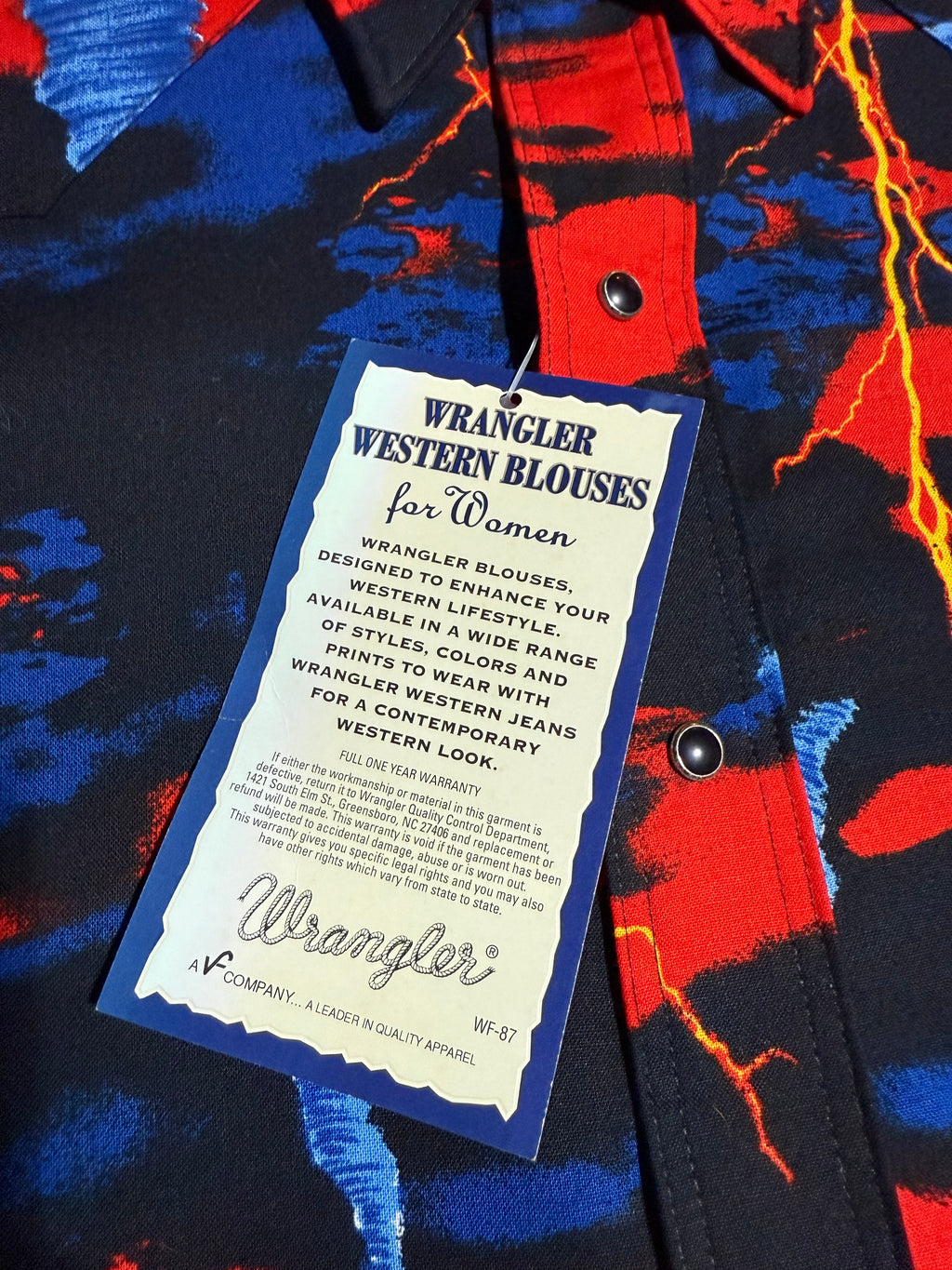Vintage Wrangler Western Wear For Woman Tornado Pearl Snap Shirt (WXL)