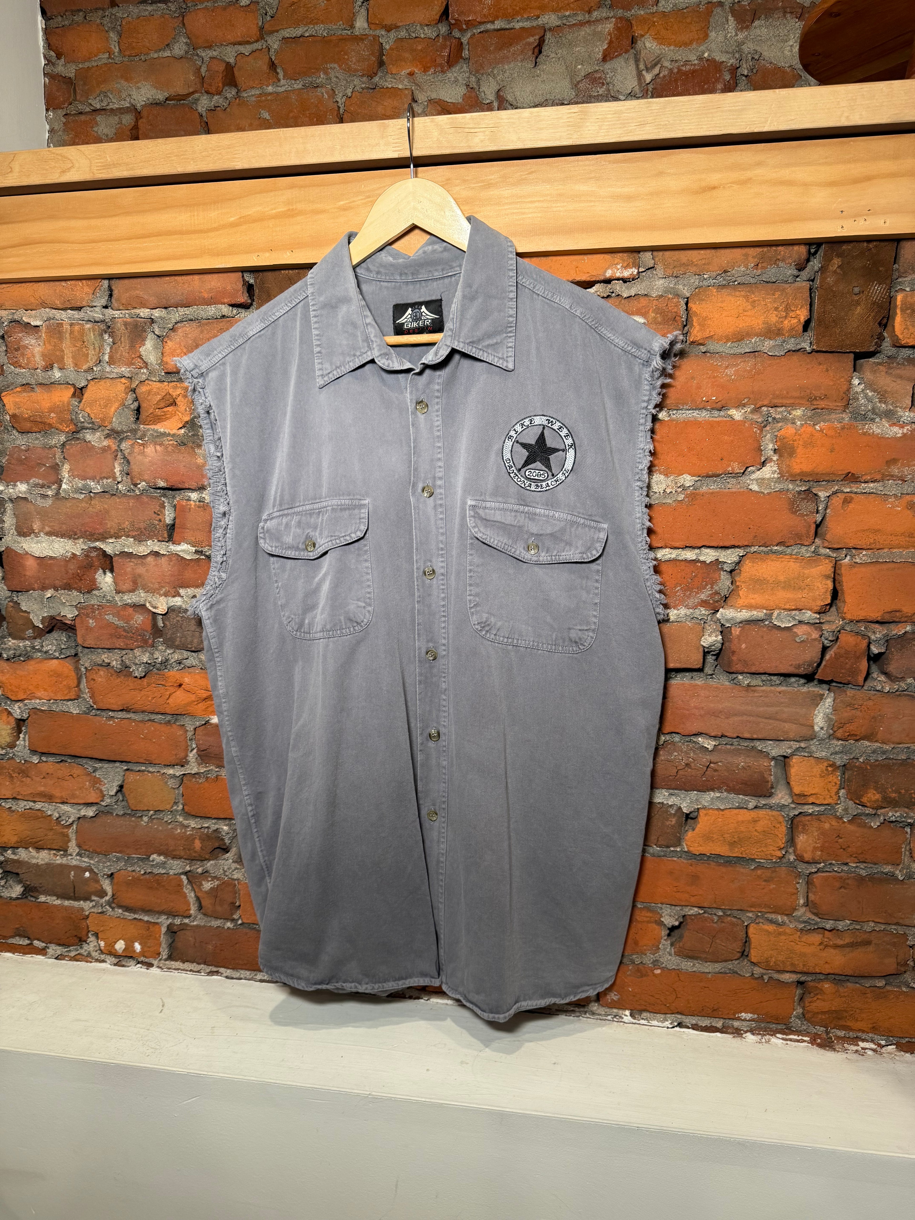 Vintage 2005 Daytona Beach Bike Week Cutoff Button Down Shirt (XL)