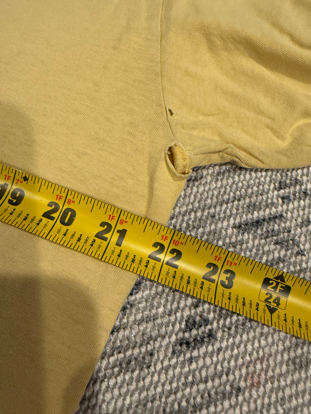 Vintage 90s Distressed Nike Hawaii Marathon T-Shirt (L)