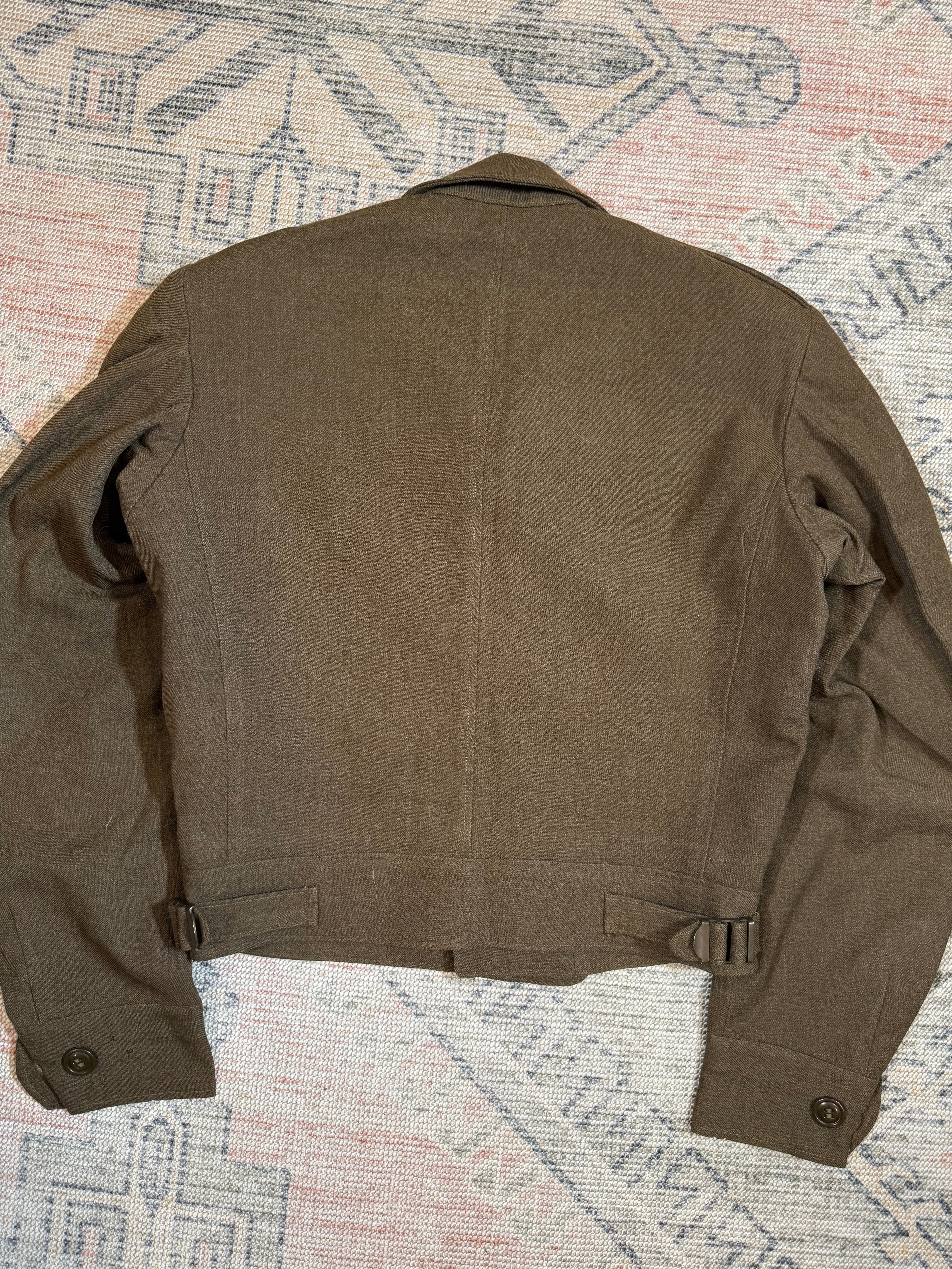 Vintage Wool Military Jacket (32R See Measurements)