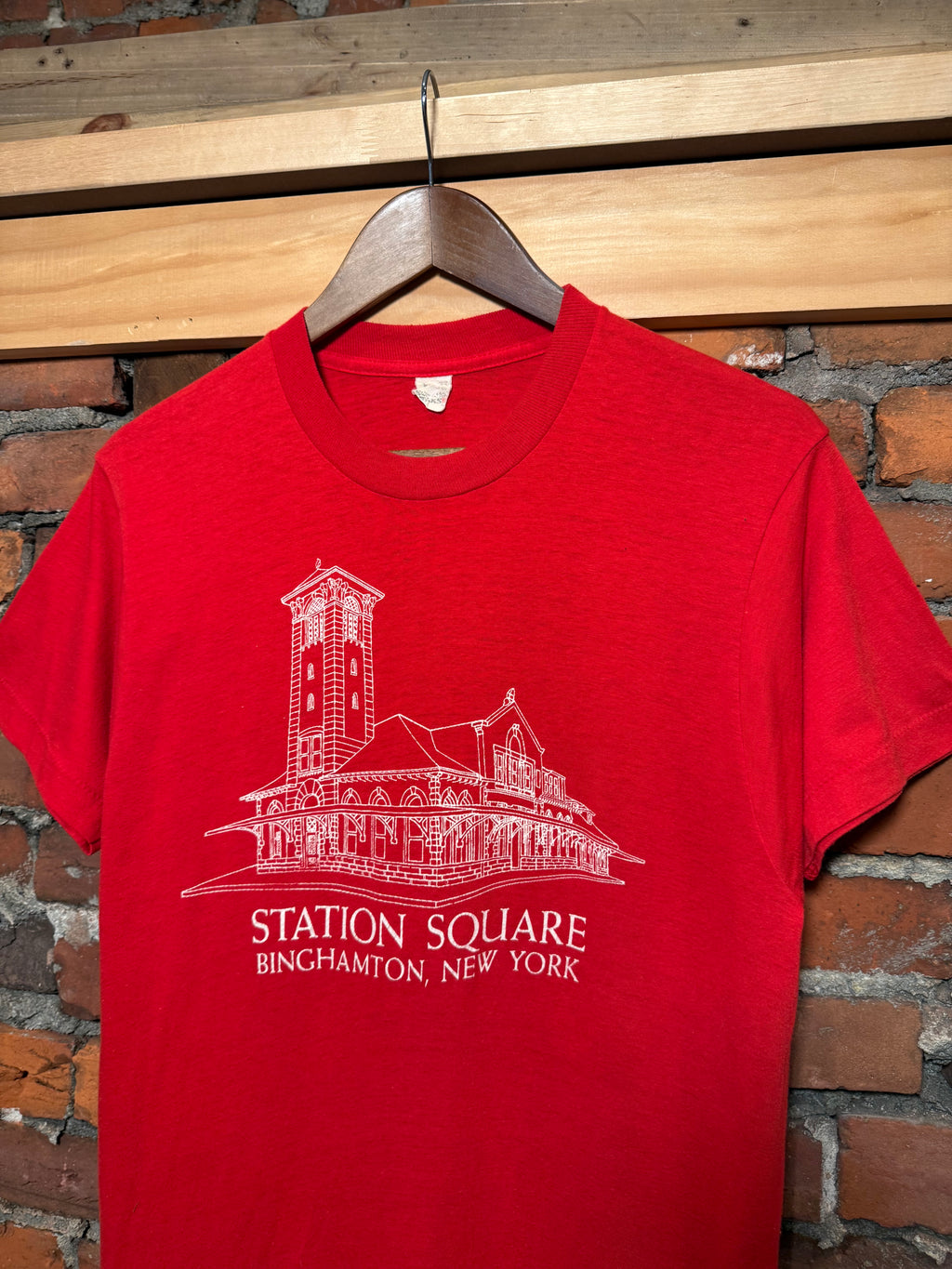 Vintage 80s Station Square Binghamton New York Shirt (M)