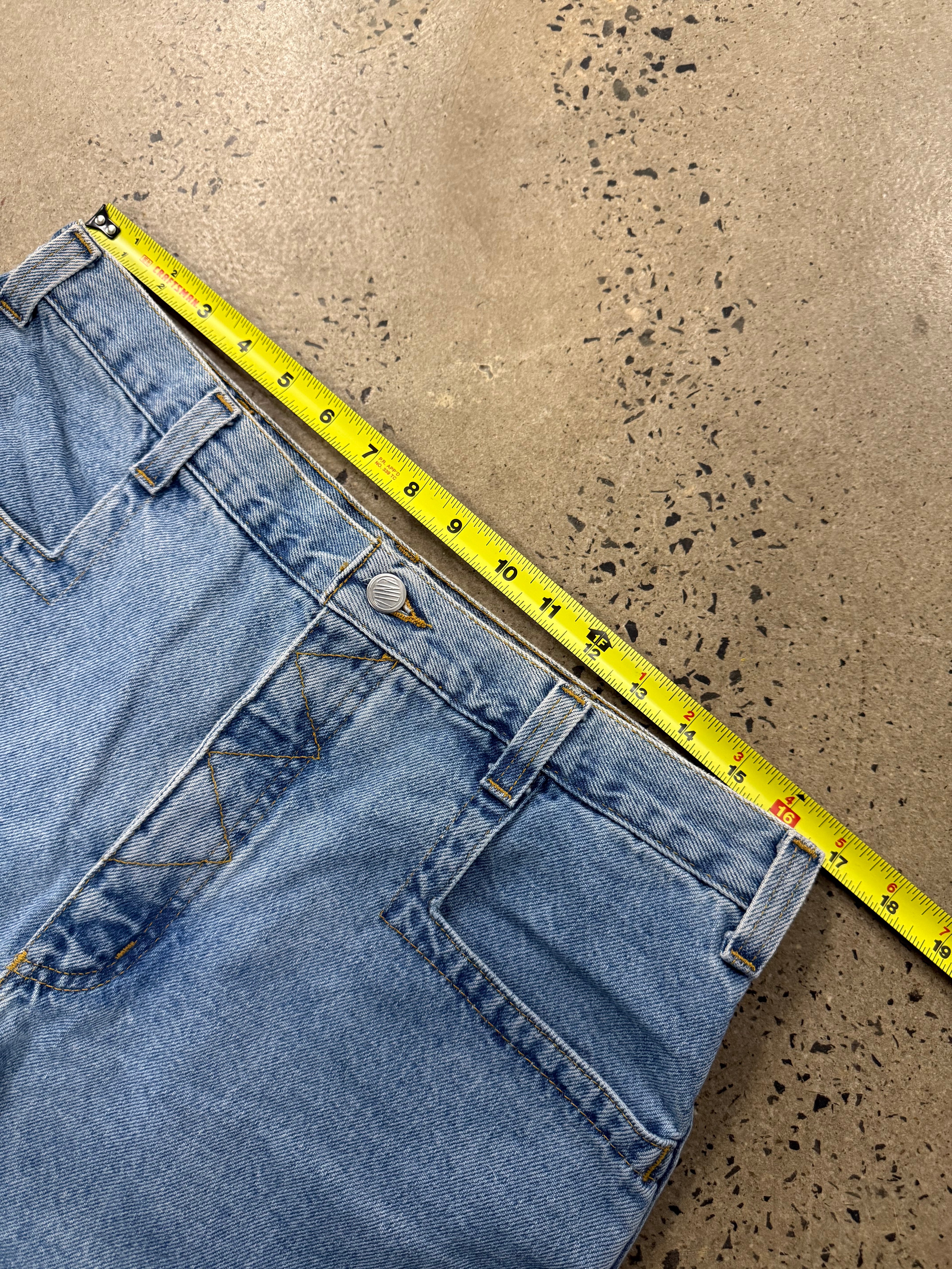 Vintage Y2K Zonz Jean Shorts (34)