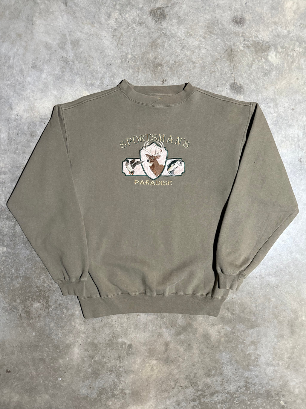 Vintage Sportsman’s Paradise Embroidered Crewneck (L)
