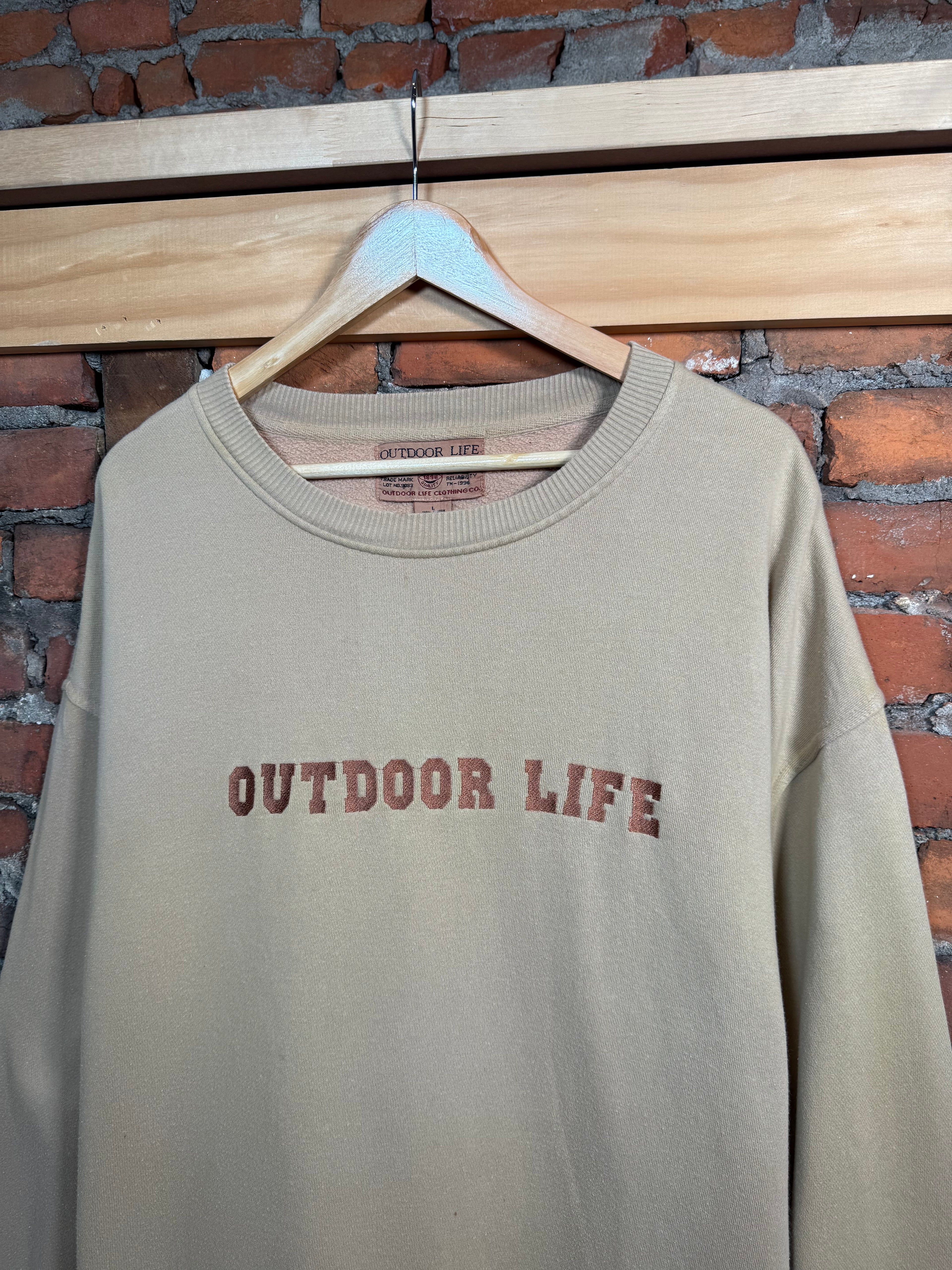 Vintage Outdoor Life Embroidered Crewneck (XL)